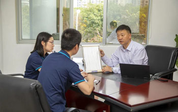 集工微故事丨洪昱斌：潛心鉆研二十四載，匠心鑄就“膜”之路